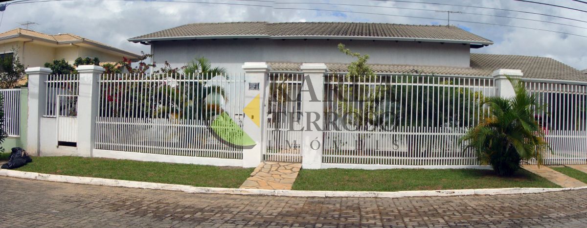 Aluguel casa 3 quartos piscina 2 garagens no Condomínio Solar de Brasília Quadra 3 Jardim Botanico